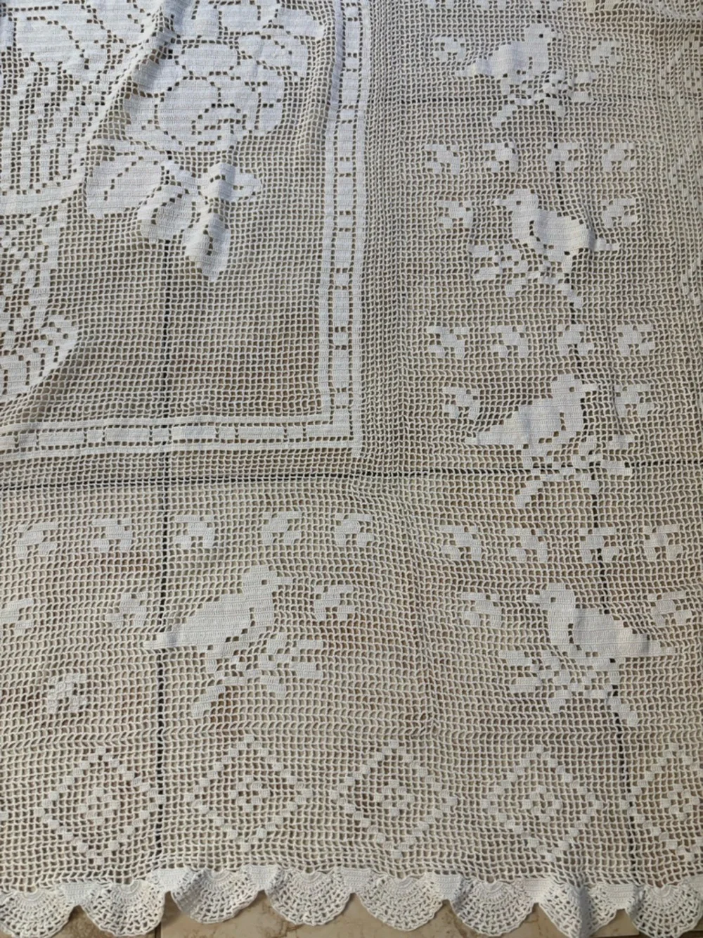 Large Vintage Crochet Lace Table Runner tablecloth with Floral and birds design
